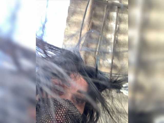 Broadcast screenshots Tina-