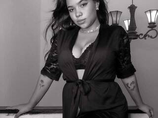 Erotic video chat -alejandra