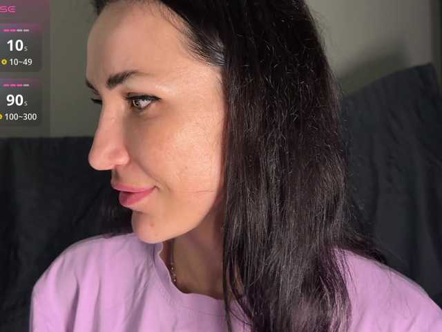 Broadcast screenshots -ANN-SUCHKA-