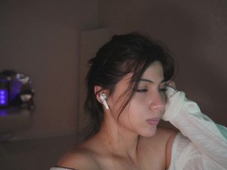 Erotic video chat -Madi-