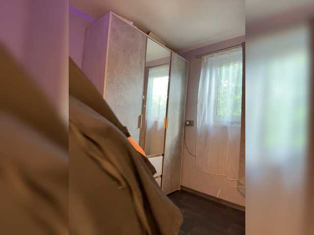 Broadcast screenshots -MaybeBaby-