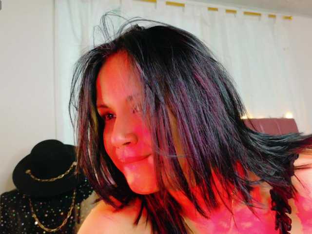 Broadcast screenshots -Malena