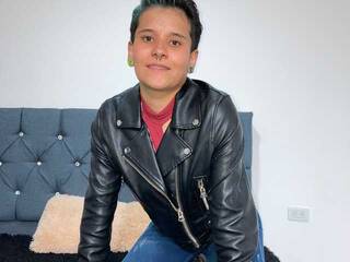 Erotic video chat -nicky