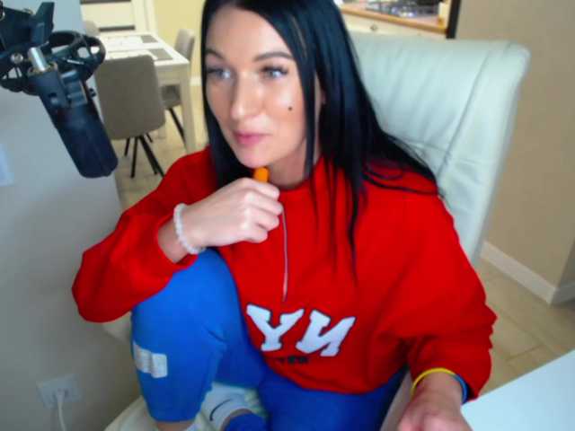 Broadcast screenshots _UkRaiNo4Ka_