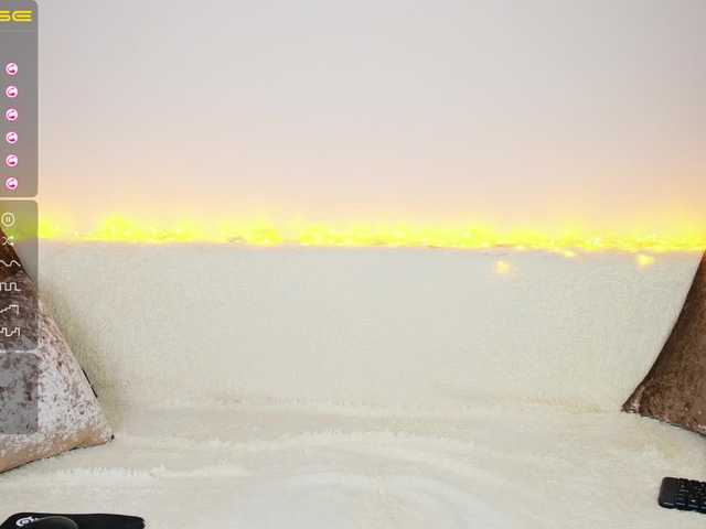 Broadcast screenshots _sandrasweet_