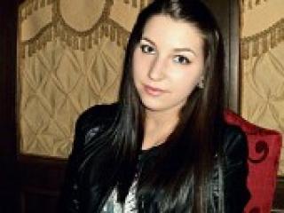Erotic video chat 00nika00
