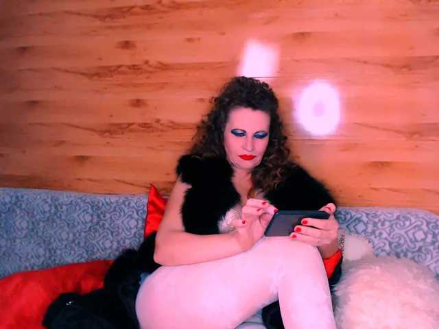 Broadcast screenshots 1CrazyPussy