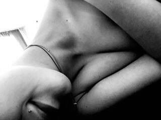 Erotic video chat 1monro