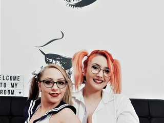 Erotic video chat 2kitties2