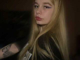 Erotic video chat 6odtalking