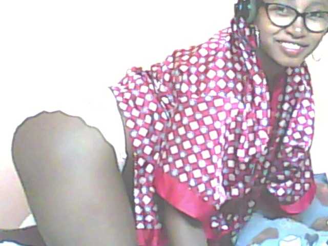 Broadcast screenshots AamiraPink