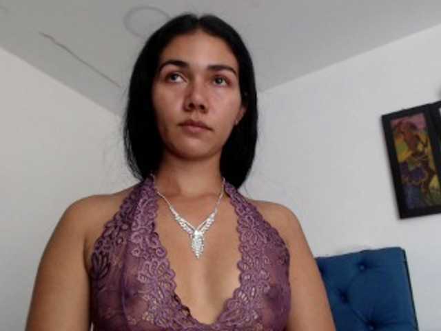 Photos abbi-moon hello guys I'm new, I hope I can make many friends today, I would love to make you happy #shaved#smalltits#new#latina#colombia#sweet#young