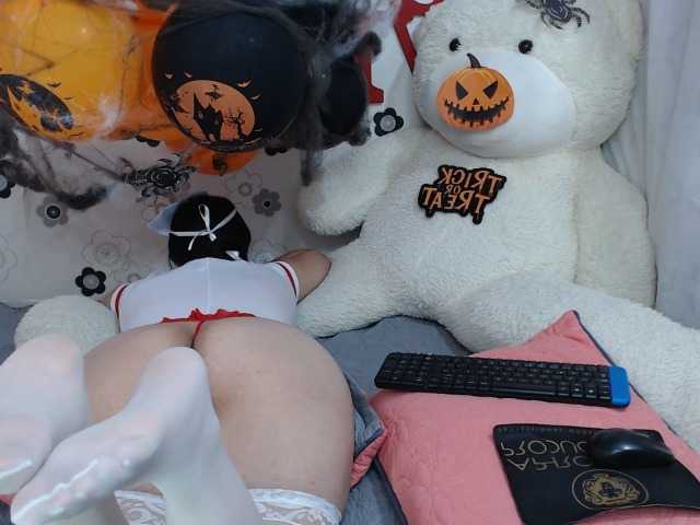 Photos Abby-Collinss happy halloween !!! #latina #ass #tattos #smile #boobs #feet #pussy #lovense #dildo #dj #plug