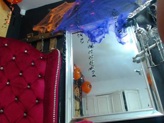 Broadcast screenshots Abellaskins