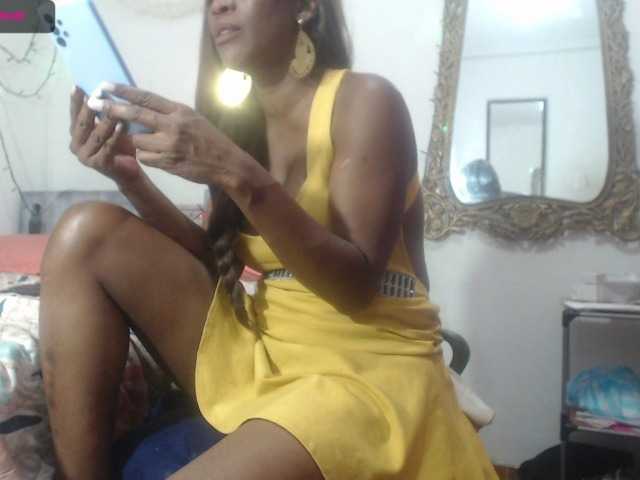 Broadcast screenshots abigail-matth