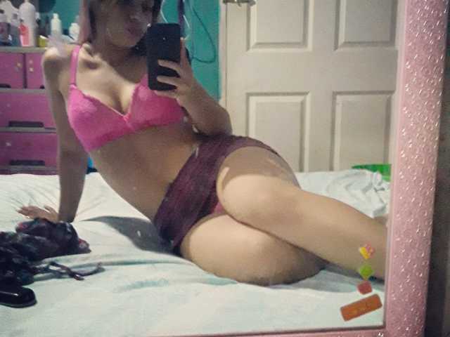 Erotic video chat Abril97