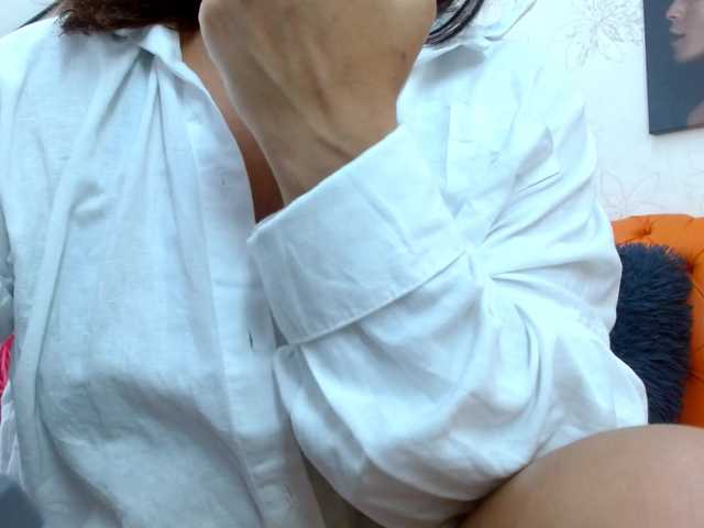 Broadcast screenshots AbrilBeltran