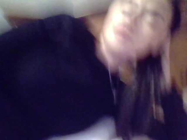 Broadcast screenshots addellee