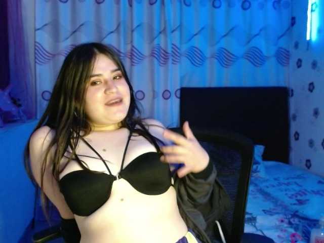 Broadcast screenshots AdeleBlue