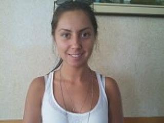 Erotic video chat adelin96