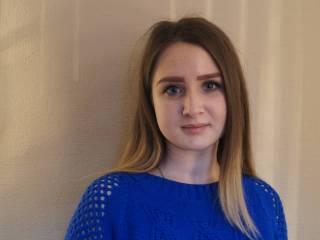 Erotic video chat adelinass