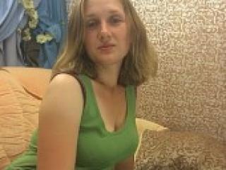 Erotic video chat adelinaxxx
