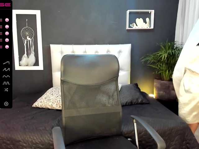 Broadcast screenshots adharafox