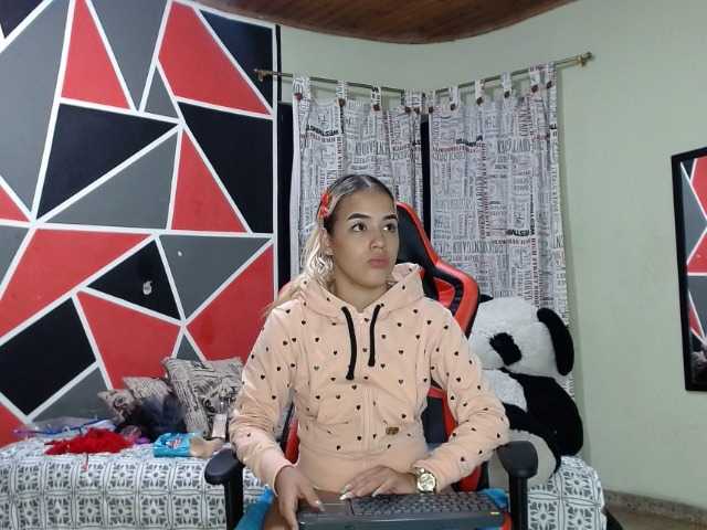 Broadcast screenshots adri14-1