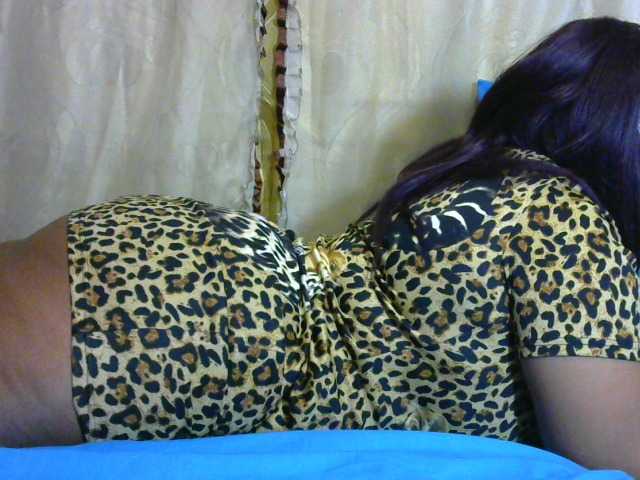Photos AfricanRuby SHOW ME LOVE 10*STAND 10*BLOW JOB 40*FLASH TITS 50*FLASH ASS 60*FLASH PUSSY 80*DILDO PLAY PUSSY 150*