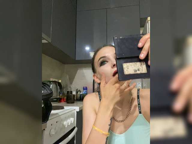 Broadcast screenshots AfroBarby1503