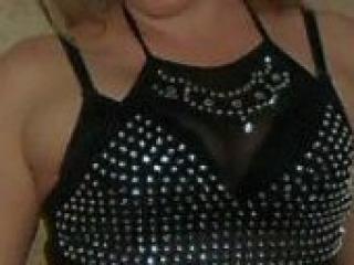 Erotic video chat afrodeeta