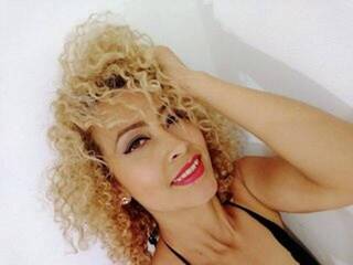 Erotic video chat Agaataa