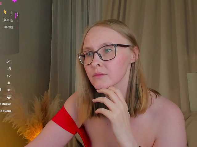 Broadcast screenshots agathamott