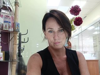 Erotic video chat Agnes77