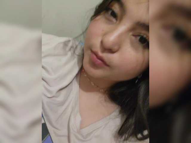 Broadcast screenshots AhriLittle