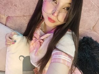 Erotic video chat AhriLittle