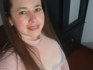 Erotic video chat aisha34
