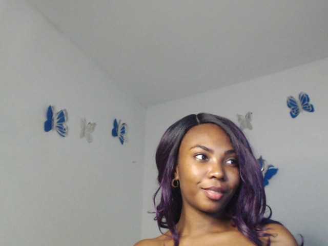 Broadcast screenshots AishaBrown