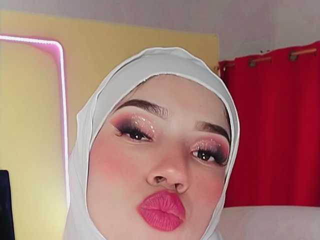 Photo of the profile AishaFadel