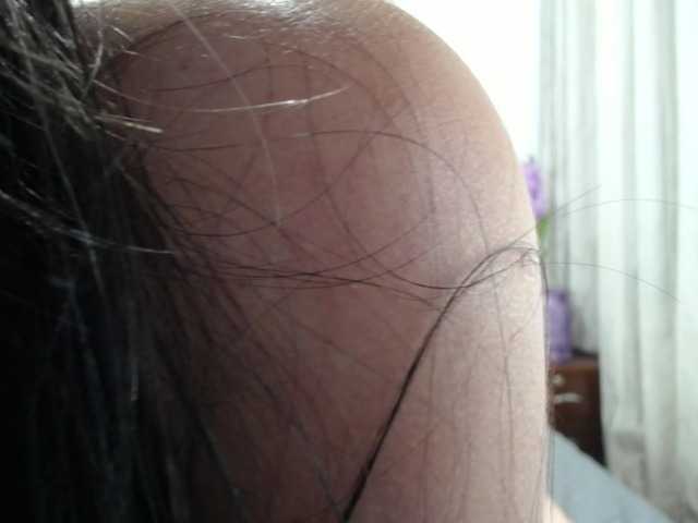 Broadcast screenshots AishaPower