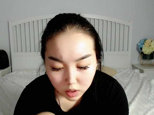 Photos AkemiChu Hello! Today I got a new toys, I'm ready to have fun and make something naughty, pvt is open! #asian #young #18 #cute