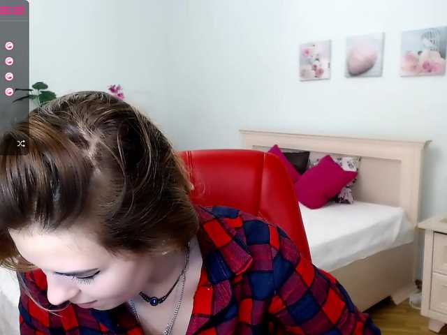 Broadcast screenshots AlanaSun