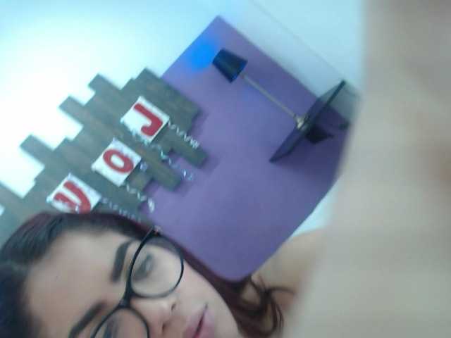 Broadcast screenshots alannahot