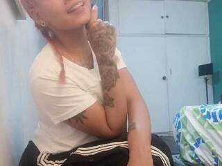 Erotic video chat Aleja-10