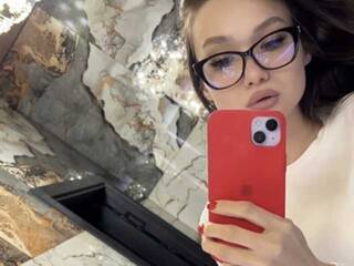 Erotic video chat EliVii