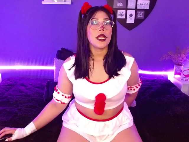 Broadcast screenshots AlessaJames