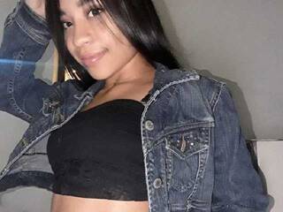 Erotic video chat AlessaWhite