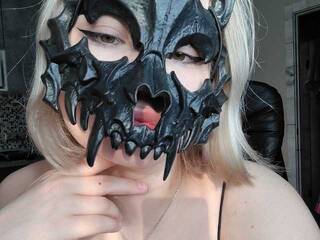 Erotic video chat Lyine