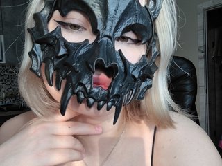 Erotic video chat Lyine