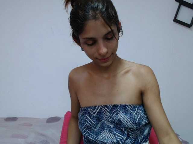Broadcast screenshots AlexandraFuentes